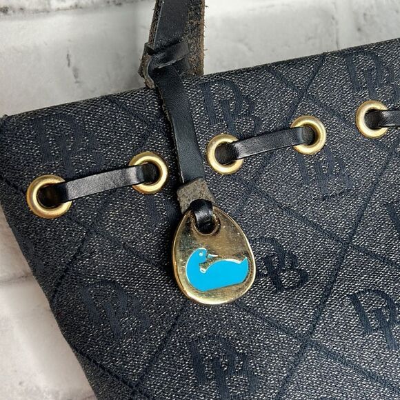 VINTAGE Dooney & Bourke Canvas Signature DB Bucket Leather Trim Bag Purse - Picture 3 of 9